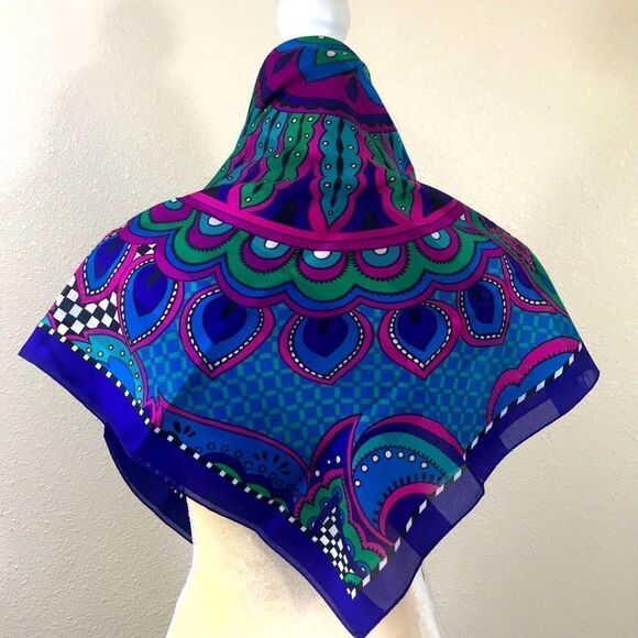 Vintage  Multicolor scarf
